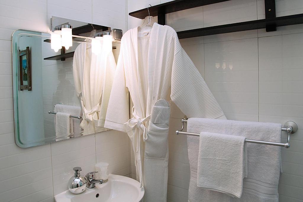 Gorée Hotel Madou מראה חיצוני תמונה